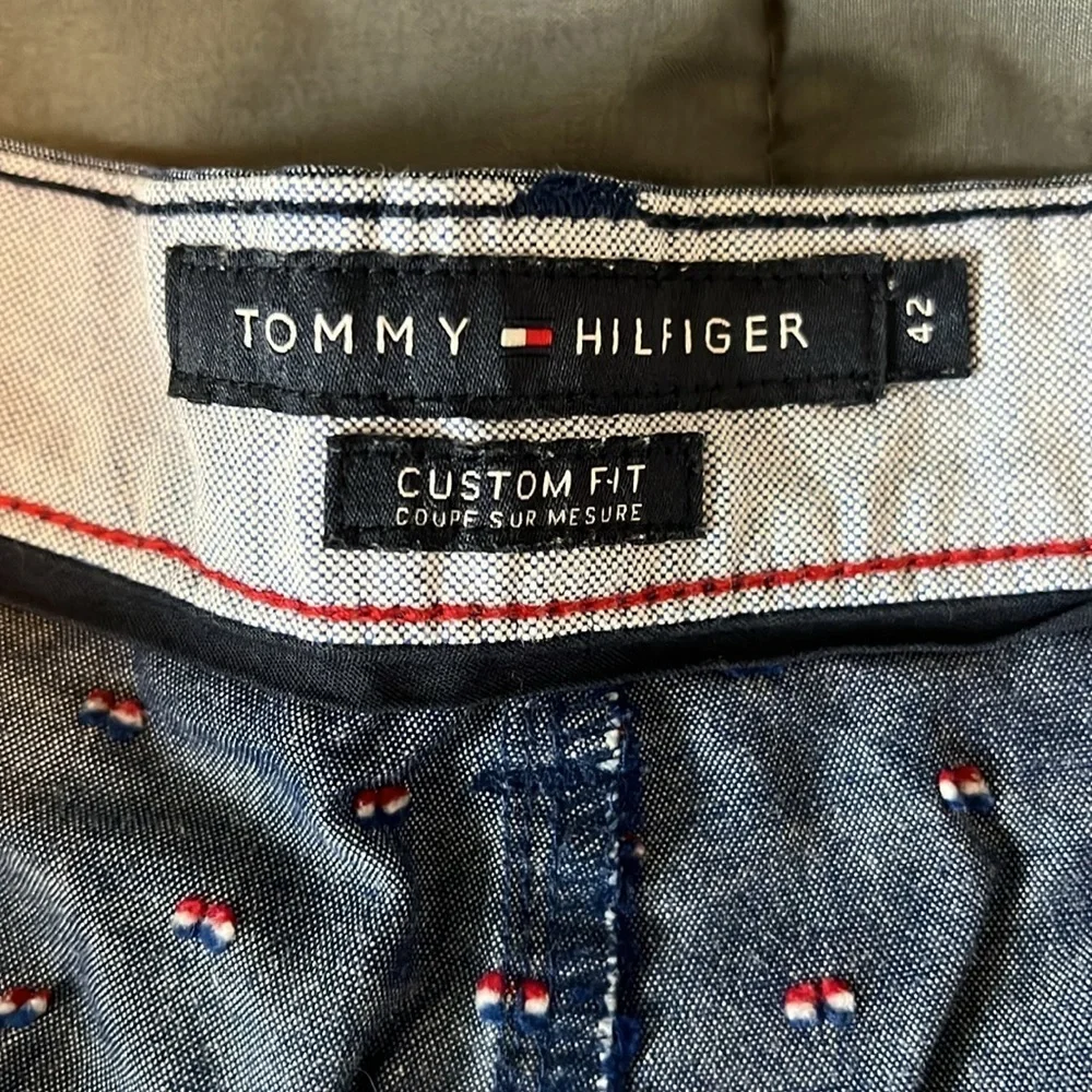 Tommy Hilfiger Custom Fit Chambray Short Size 42